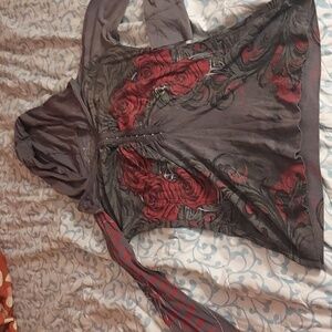 💜2/$15 or 4/$25 Infamous size Large Grey Long Sleeve Hooded Shirt with Roses
